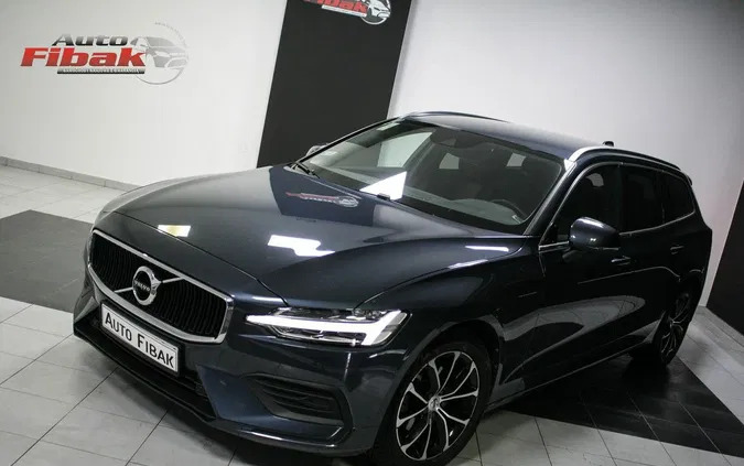 volvo v60 Volvo V60 cena 102900 przebieg: 40000, rok produkcji 2020 z Ostrów Lubelski